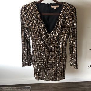 Sexy Black dress w/gold sequins squares (L)